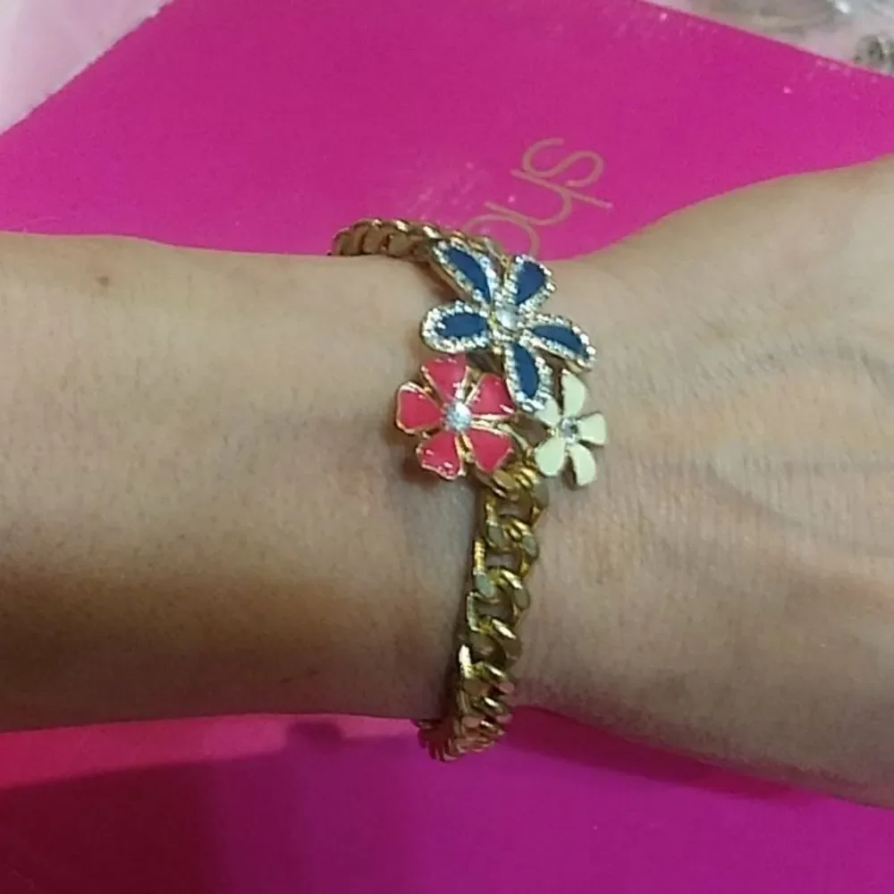 Bracelet